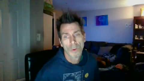 GettOffMyLawn online show from May 3, 9:48 am