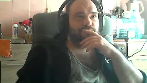 scuban87 online show from April 17, 6:38 am