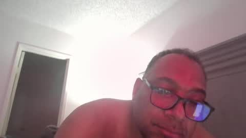 sdblkmale2131 online show from September 18, 4:22 pm