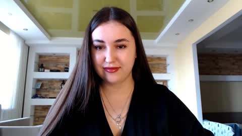 Snapshot of sea_cocktail chatting on February 27, 10:55 am Elizabeth online show from February 27, 10:55 am