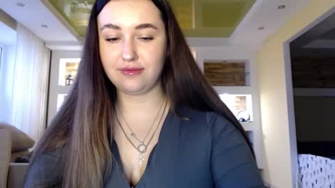 Snapshot of sea_cocktail chatting on January 16, 12:52 pm Elizabeth online show from January 16, 12:52 pm