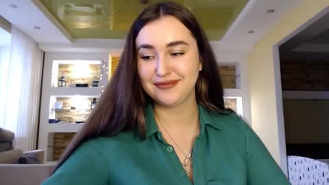 Snapshot of sea_cocktail chatting on January 3, 11:35 am Elizabeth online show from January 3, 11:35 am