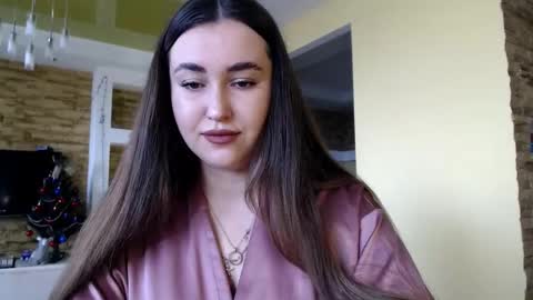 Snapshot of sea_cocktail chatting on January 4, 9:32 am Elizabeth online show from January 4, 9:32 am