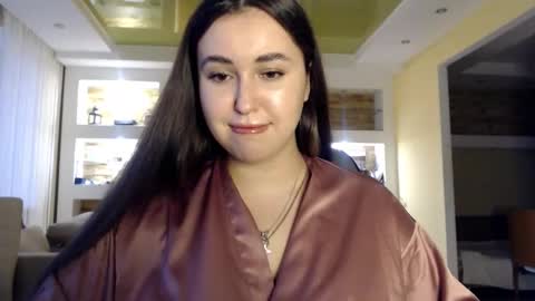 Snapshot of sea_cocktail chatting on December 6, 1:16 pm Elizabeth online show from December 6, 1:16 pm