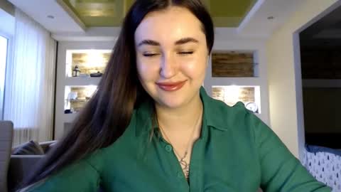 Snapshot of sea_cocktail chatting on January 24, 11:48 am Elizabeth online show from January 24, 11:48 am