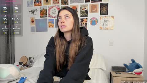 Snapshot of seahotseason chatting on January 24, 3:54 am Aria Independent model online show from January 24, 3:54 am