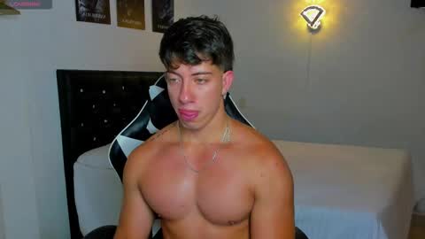 Sean online show from October 24, 8:42 pm