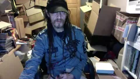 seasidesteve71 online show from December 12, 12:59 am