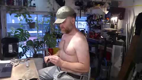 Seattlemanwhore online show from July 17, 2:30 pm