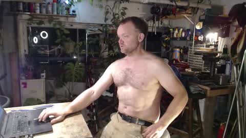 Snapshot of seattlemanwhore chatting on October 16, 1:55 pm Seattlemanwhore online show from October 16, 1:55 pm