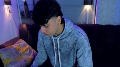 sebas_pretty7 online show from March 27, 12:28 pm