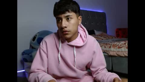 sebas_ross04 online show from December 14, 7:03 am