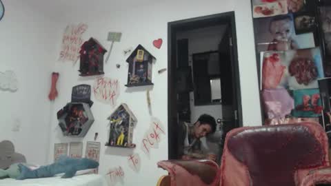 Snapshot of sebasbigdick_ chatting on October 17, 4:16 am spityio instagram online show from October 17, 4:16 am