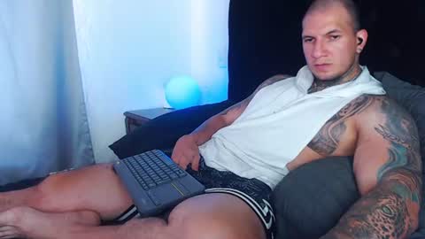Sebastian online show from July 30, 6:52 pm