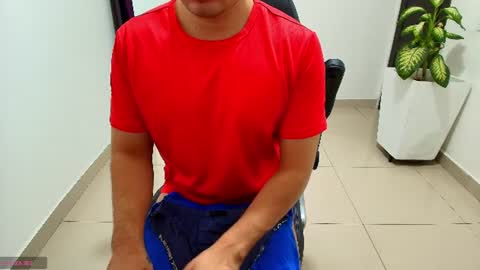 juan  sebastian online show from June 26, 1:27 pm
