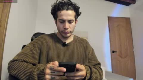 Lucian Sinclair online show from May 18, 2:43 am