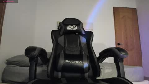 Lucian Sinclair online show from May 26, 2:28 am
