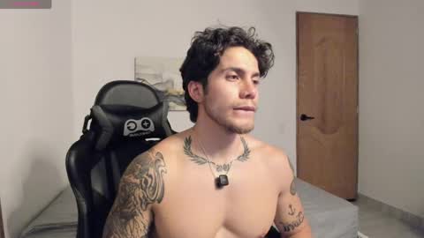 Lucian Sinclair online show from May 21, 2:29 am