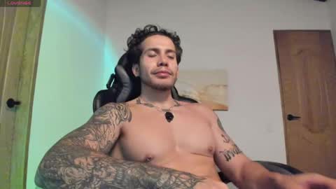 Lucian Sinclair online show from May 27, 2:08 am