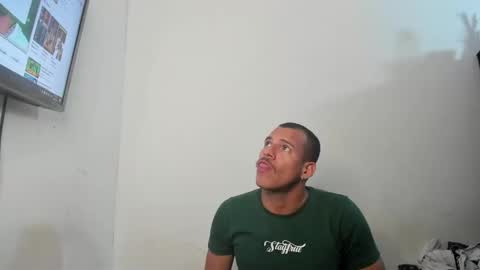 Snapshot of sebastianp13 chatting on January 5, 1:13 am sebatian palacios online show from January 5, 1:13 am