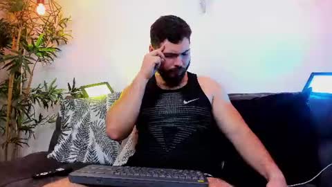 Instagram jeanpaulfit  online show from July 1, 11:13 pm
