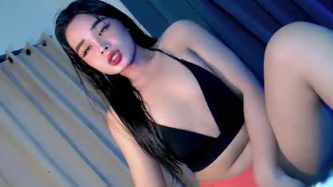Snapshot of secret_affair18 chatting on October 20, 1:32 am kwen online show from October 20, 1:32 am