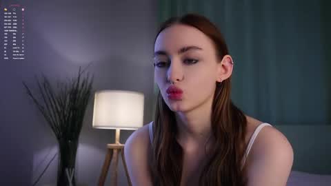 Lily online show from February 8, 1:58 pm