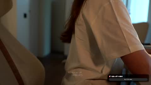Eliz online show from June 19, 6:14 pm