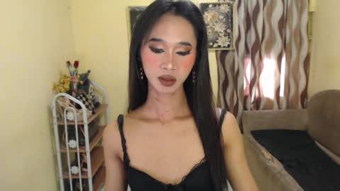 ashly online show from March 15, 6:18 am