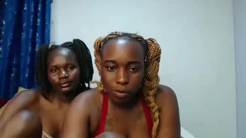 Snapshot of seductive_candie chatting on October 21, 6:55 pm Candie online show from October 21, 6:55 pm