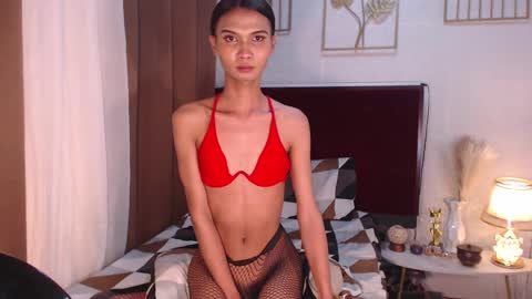 Maxien online show from February 14, 8:59 pm