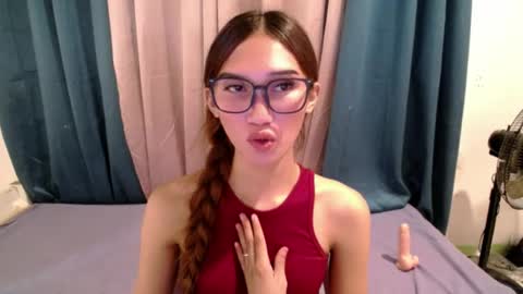 seductive_kimxxx online show from August 3, 9:04 am