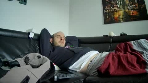 Snapshot of seeebi chatting on February 2, 11:18 am Sebastian online show from February 2, 11:18 am