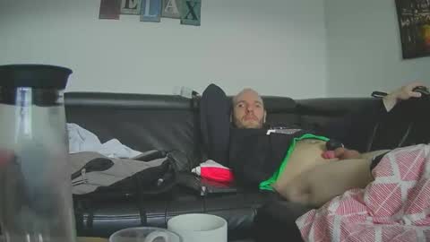 Snapshot of seeebi chatting on March 10, 9:23 am Sebastian online show from March 10, 9:23 am