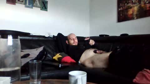 Snapshot of seeebi chatting on September 27, 7:39 am Sebastian online show from September 27, 7:39 am