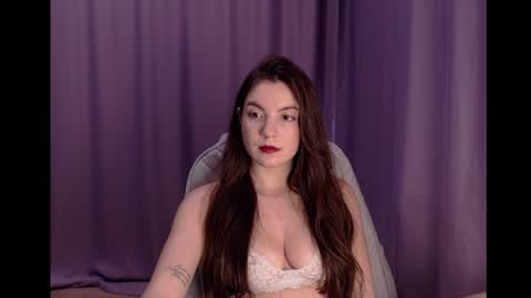 Emily online show from February 9, 9:46 am