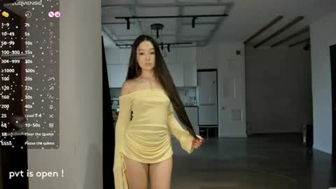 Akira Youri online show from July 9, 8:40 am