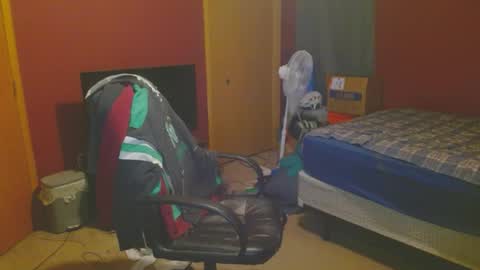 seek_1g online show from September 22, 3:21 am