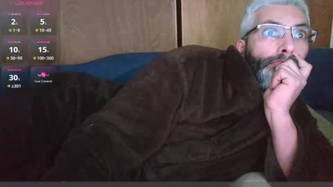 Snapshot of seewolf1000 chatting on December 21, 2:36 pm seewolf1000 online show from December 21, 2:36 pm