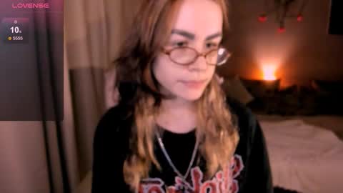 selectrra online show from September 23, 8:26 pm