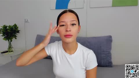 Selena online show from July 18, 7:21 am