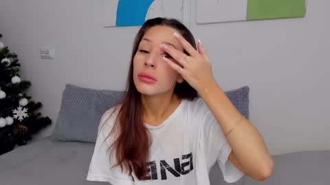 Selena online show from January 6, 7:56 am