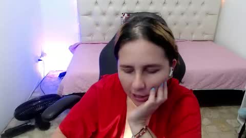 selene online show from April 30, 6:13 pm