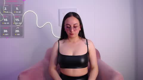 selene_swee online show from July 8, 8:34 pm