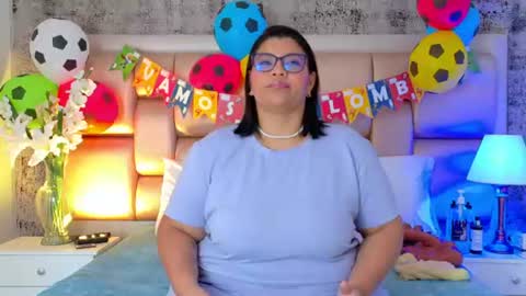 Selenna Cooper online show from June 14, 11:56 am