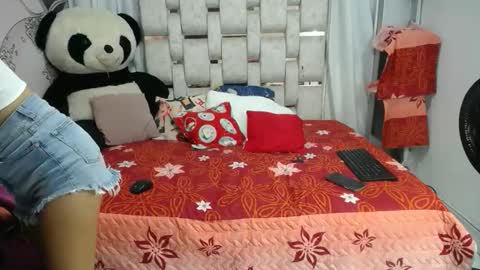 Anne online show from April 19, 2:51 pm