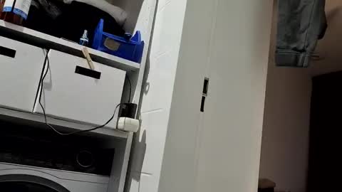 Julian Kinky Bi-guy online show from January 19, 1:10 am