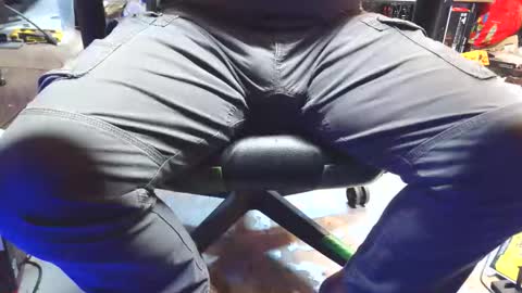 selfpound online show from June 3, 9:20 pm