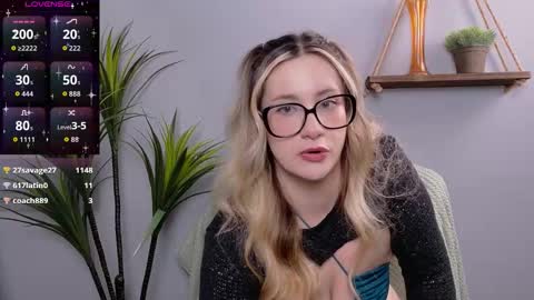 Selina Mae online show from November 15, 4:25 am