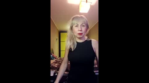 SelinaLovqx online show from February 25, 1:25 pm